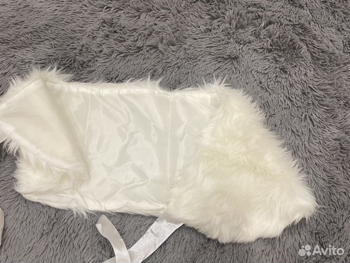 Меховой воротник белый с атласной лентой