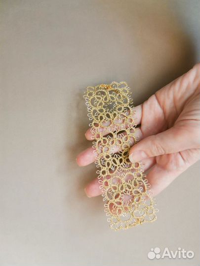 Кружевной браслет