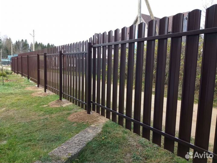 Забор из профнастила