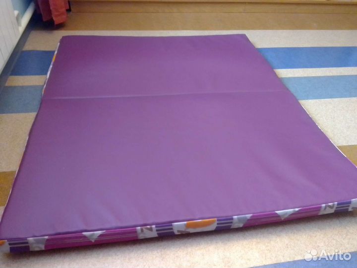 Мат складной спортивный новый
