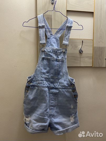 Комбинезон джинсовый