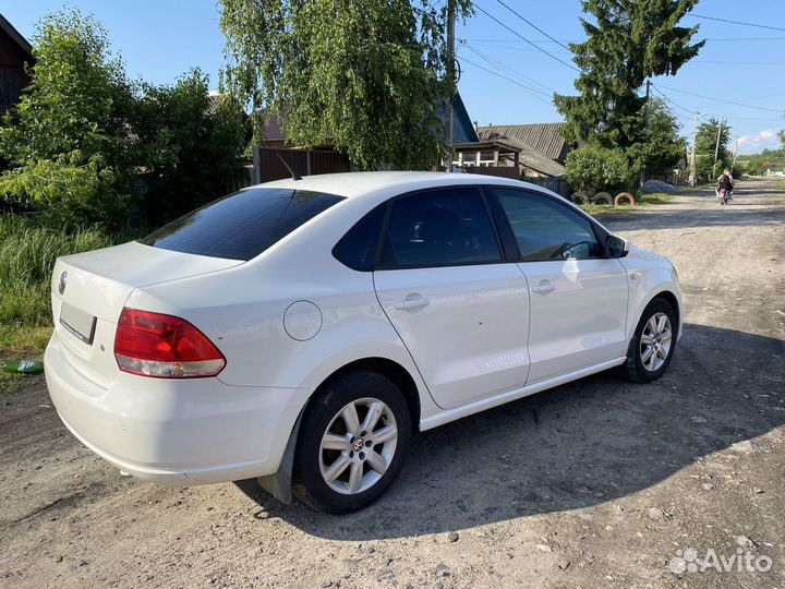 Volkswagen Polo 1.6 AT, 2011, 192 000 км