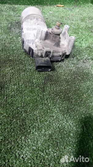 Моторчик стеклоочистителя передний Ford Focus