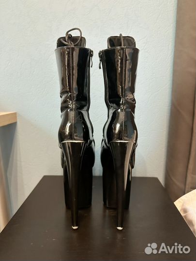 Стрипы ботильоны тройки 38