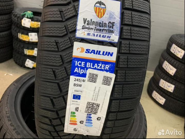 Sailun Ice Blazer Alpine EVO1 245/40 R20 99W