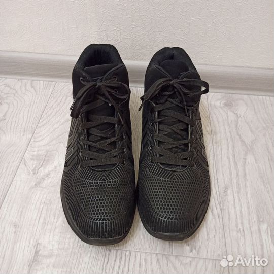 Мужские зимние кроссовки 43 размер