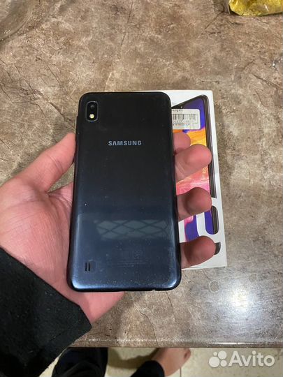 Samsung Galaxy A10e, 3/32 ГБ