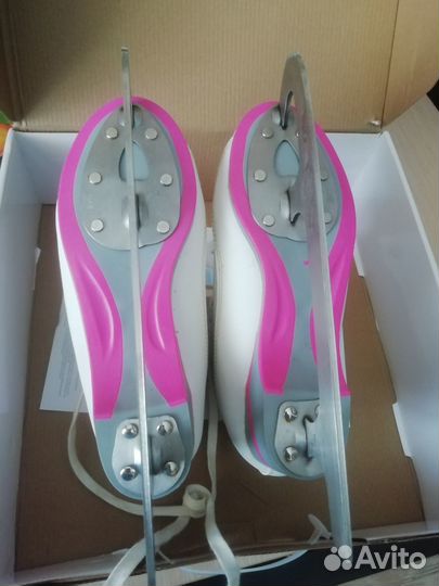 Коньки фигурные