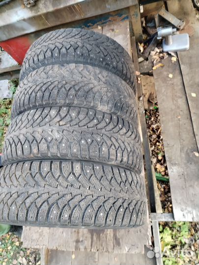 Nordman Nordman 4 215/65 R16