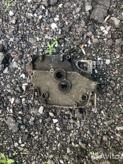 Volkswagen Touareg задняя крышка двигателя