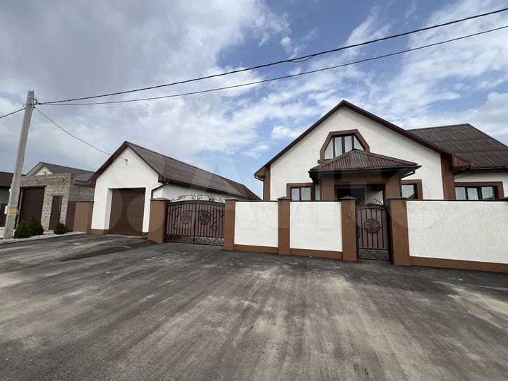 Дом 222 м² на участке 10 сот.