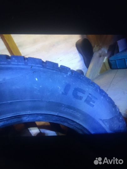 Formula Ice 215/65 R16 98