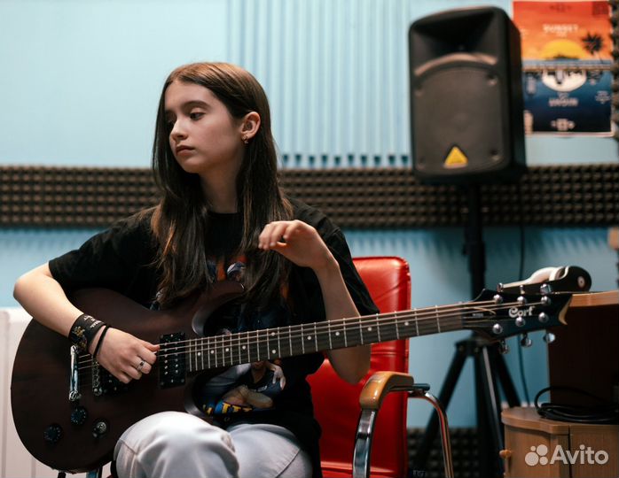 Уроки вокала, гитары, барабанов, фортепиано