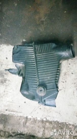 Корпус воздушного фильтра рено меган 2