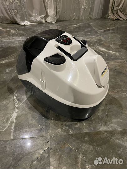 Паропылесос Karcher SV7 Белый