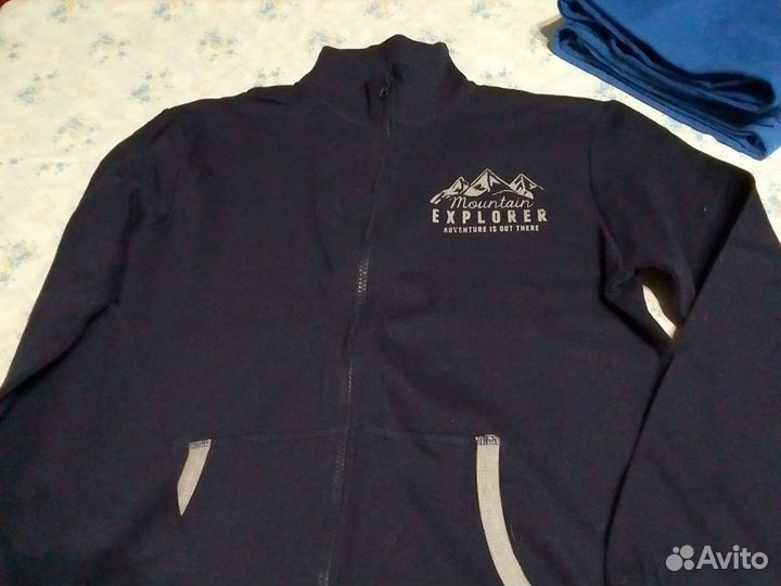 Спортивный костюм