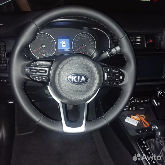 Перетяжка руля, ремонт сидений