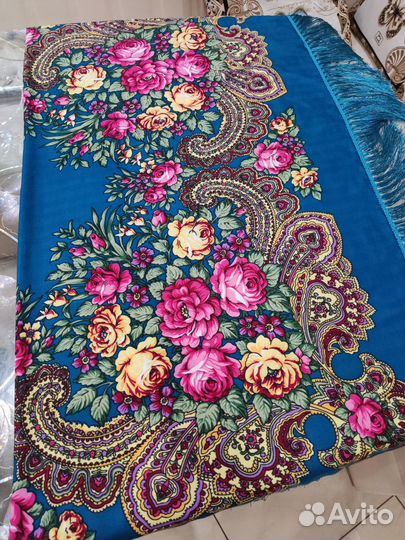 Платок на голову и плечи