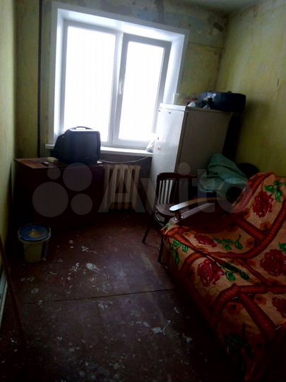 Комната 9 м² в 6-к., 1/5 эт.