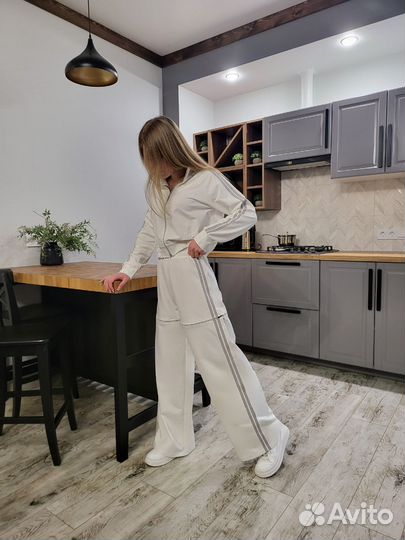 Женский спортивный костюм трансформер