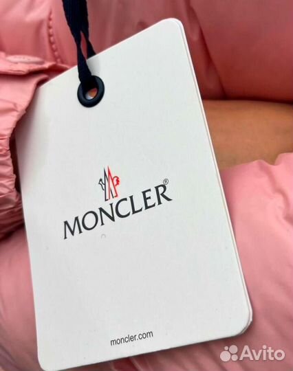 Куртка женская зимняя Moncler