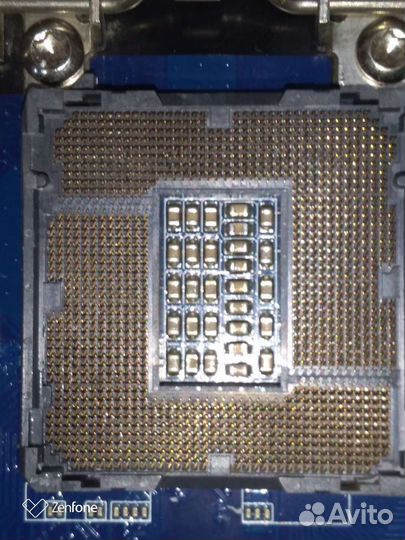 Материнская плата с процессором