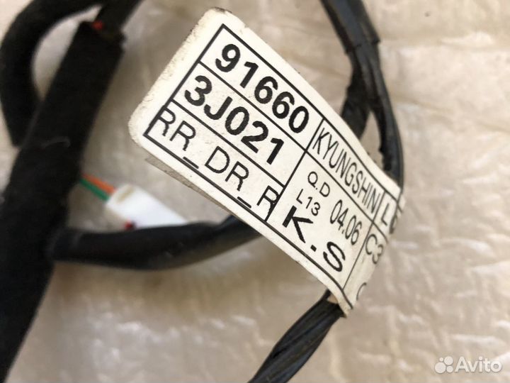 Коса жгут проводка задней двери Hyundai IX55