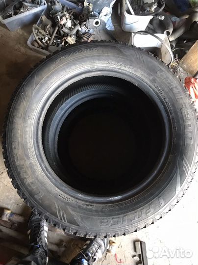 Laufenn I Fit Ice LW 71 215/60 R16 99