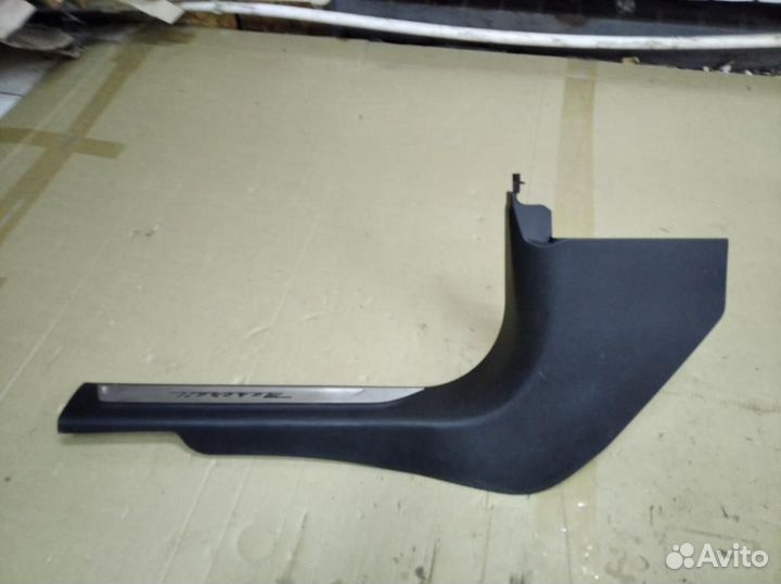 Накладки порогов внутренние maserati levante 3.0