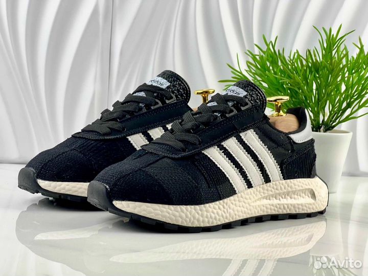Кроссовки adidas retropy E5