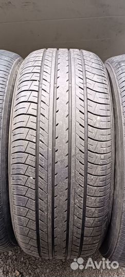 Yokohama BluEarth E70 215/55 R17 94V