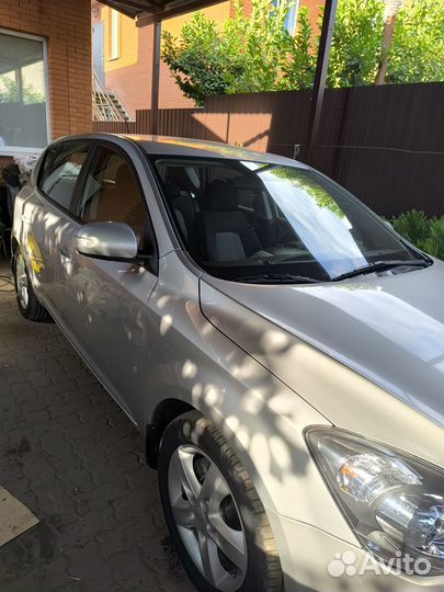 Kia Ceed 1.6 AT, 2012, 96 562 км