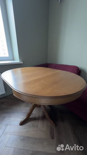 Кухонный стол