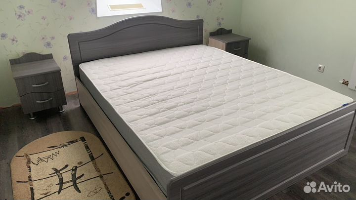 Кровать 160х200 с матрасом Аскона, двуспальная