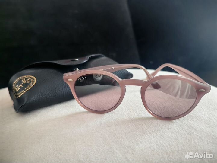 Солнцезащитные очки женские ray ban