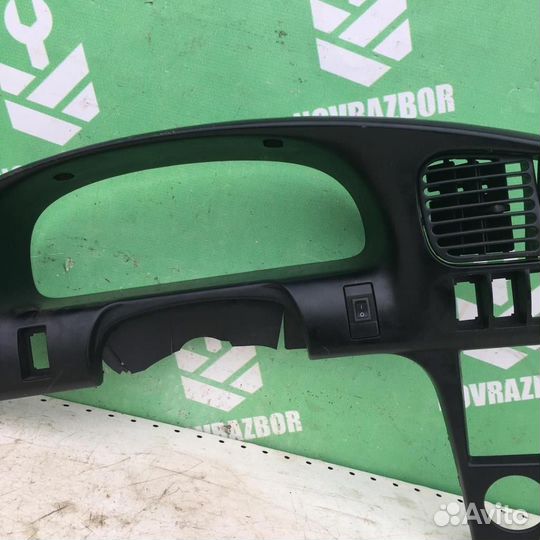 Накладка декоративная Киа Спектра