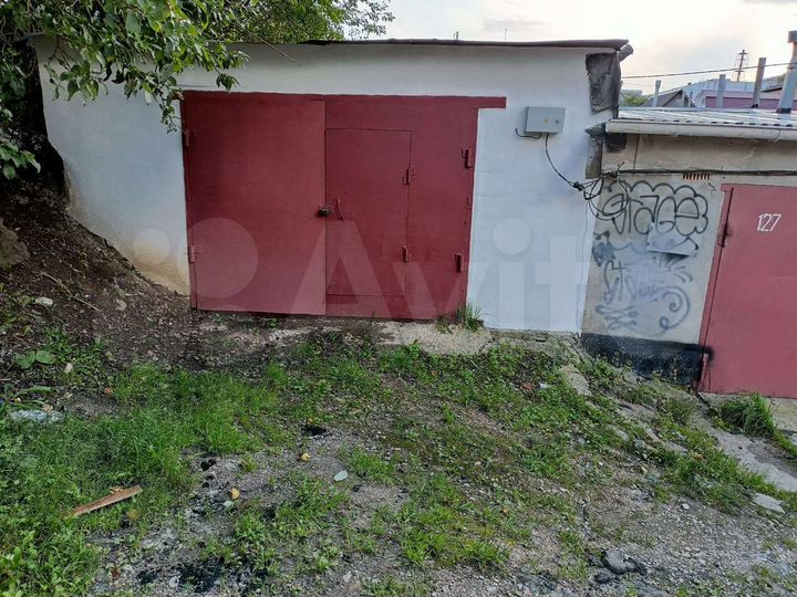 Гараж, 28 м²