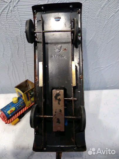 Паровоз игрушка СССР жестяной