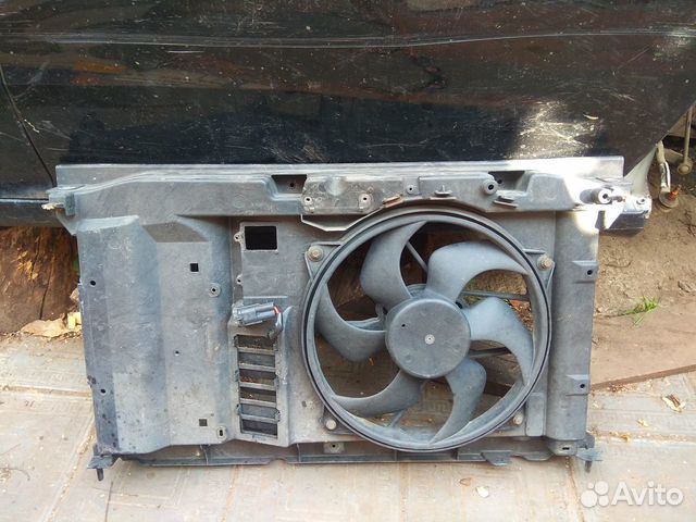 Передняя панель citroen C4 телевизор