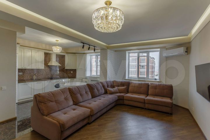 2-к. квартира, 70 м², 11/12 эт.