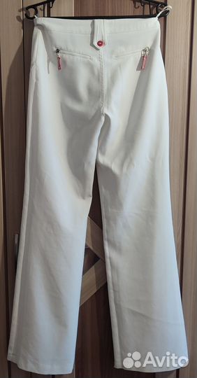 Костюм женский