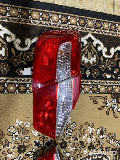 Задние стопы на Камри 50 оригинал