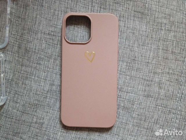 Чехлы на iPhone 13 и 13 Pro