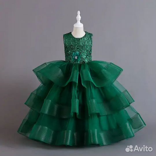 Пышное платье для девочки длинное зелёное