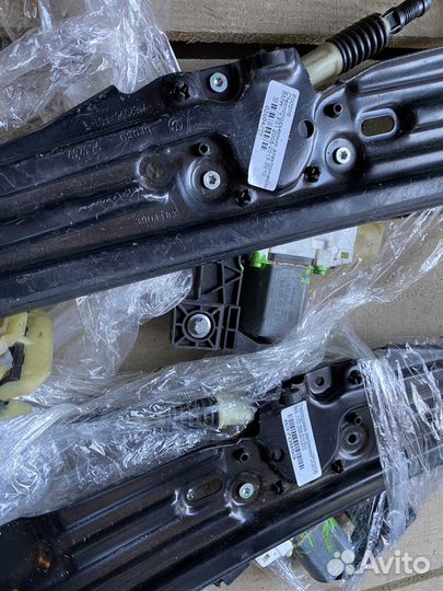 BMW F01 F02 Стеклоподъемник левый правый