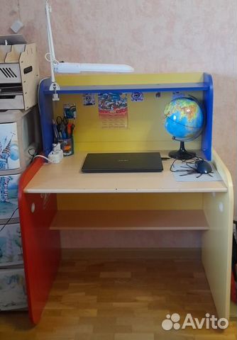 Продаю письменный стол и вешалку напольную купить в Белгороде | Товары ...