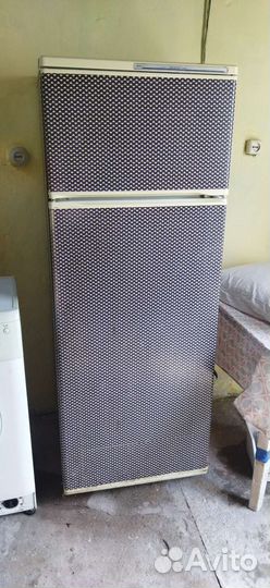 Холодильник бу двухкамерный