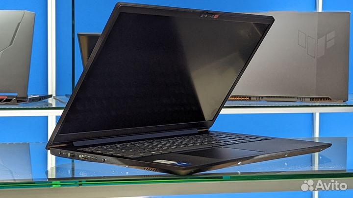 Ноутбук для дома и офиса Lenovo V15