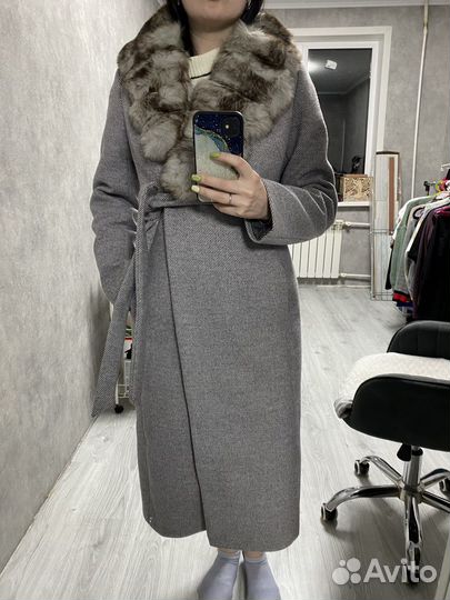Пальто демисезонное