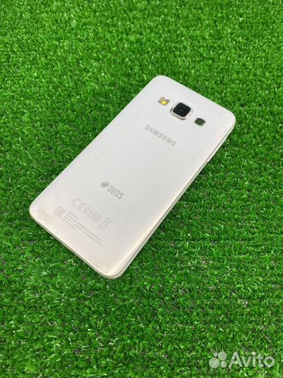 Samsung Galaxy A3 SM-A300F, 16 ГБ